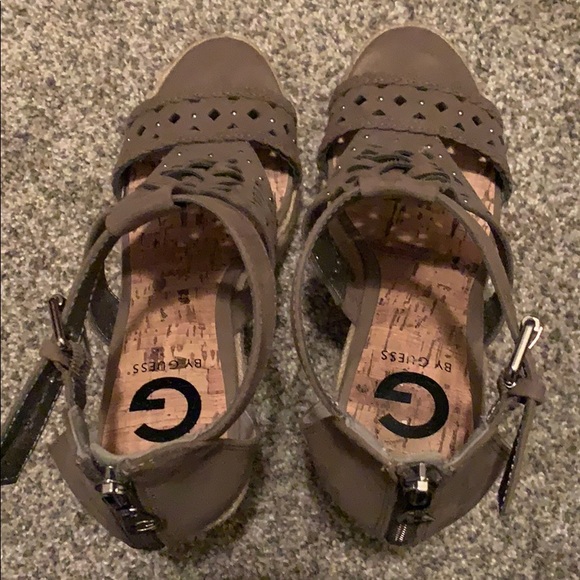 Shoes - Picture 2 of 3